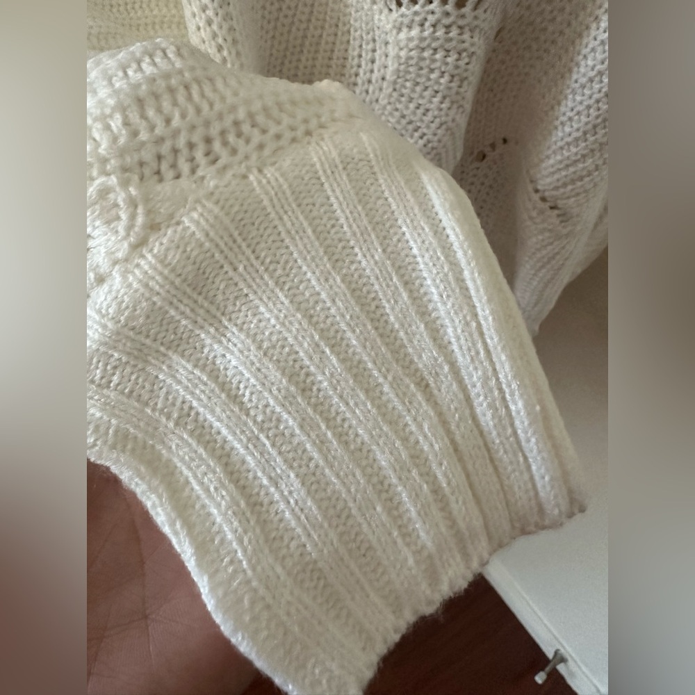 Knitted Top - Picture 7 of 8